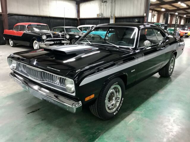 Plymouth Duster 1972 image number 0