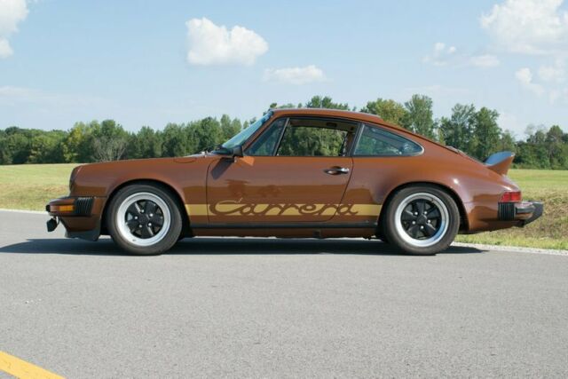 Porsche 911 1974 image number 4