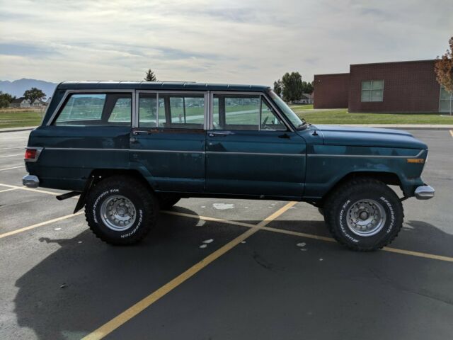 Jeep Wagoneer 1978 image number 4