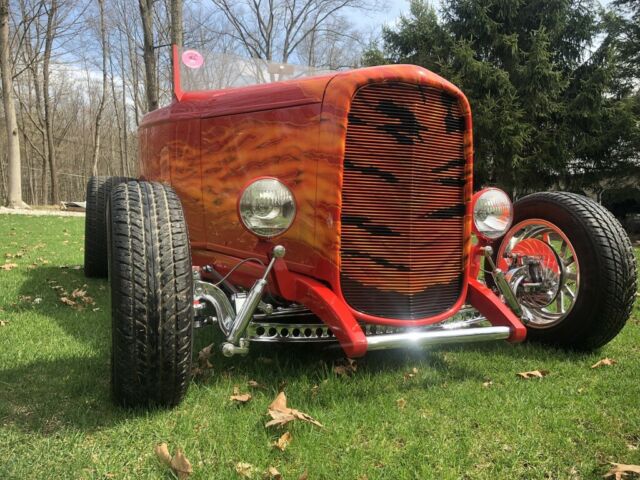 Ford HI BOY STREET ROD 1932 image number 2