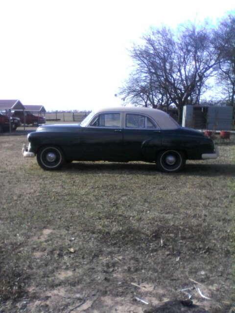 Chevrolet Styleline Deluxe 1952 image number 0