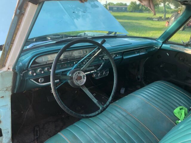 Ford Starliner 1961 image number 11