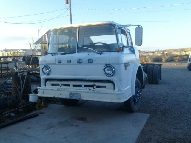 Ford F600 COE 1979 image number 0