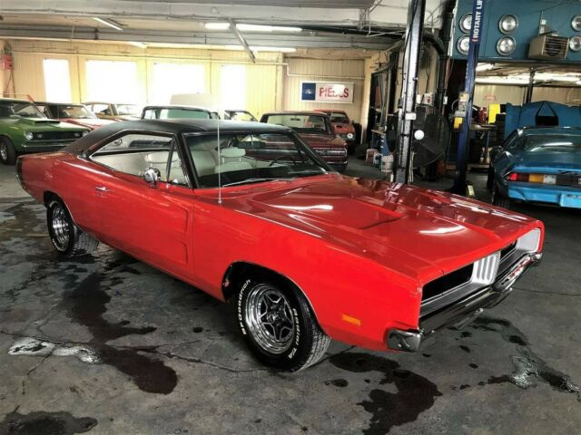 Dodge Charger 1969 image number 1