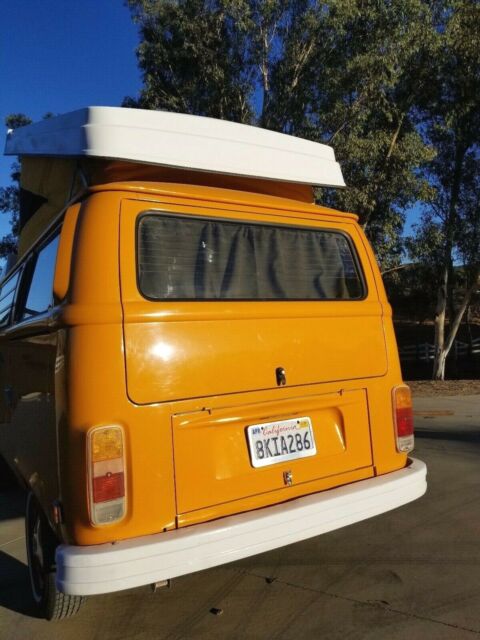 Volkswagen Bus/Vanagon 1975 image number 30