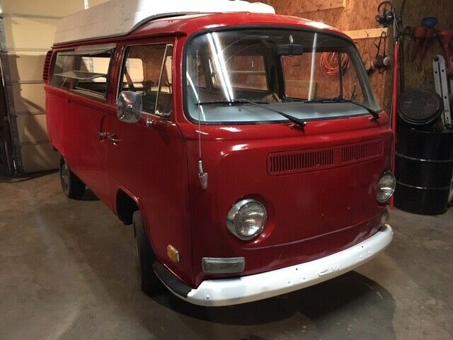 Volkswagen Bus/Vanagon 1972 image number 1