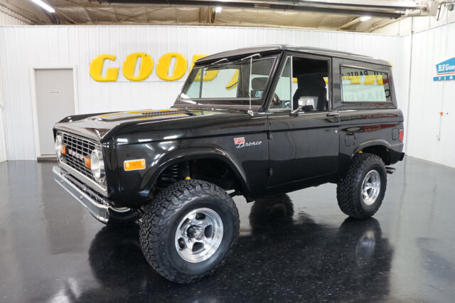 Ford Bronco 1977 image number 1