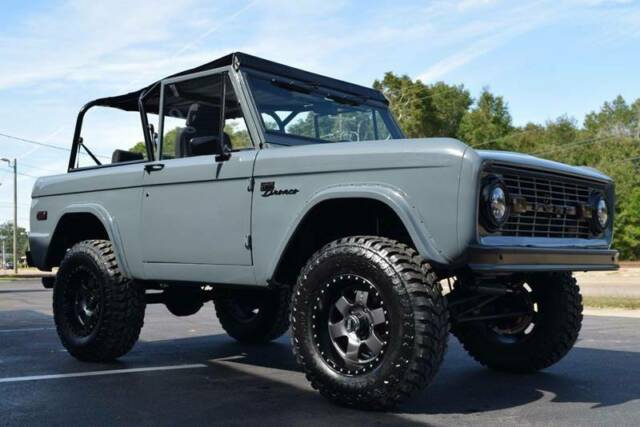 Ford Bronco 1973 image number 21