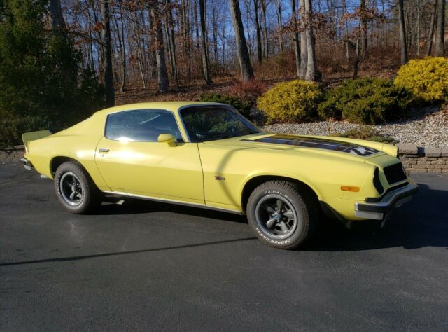 Chevrolet Camaro 1974 image number 0