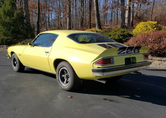 Chevrolet Camaro 1974 image number 10