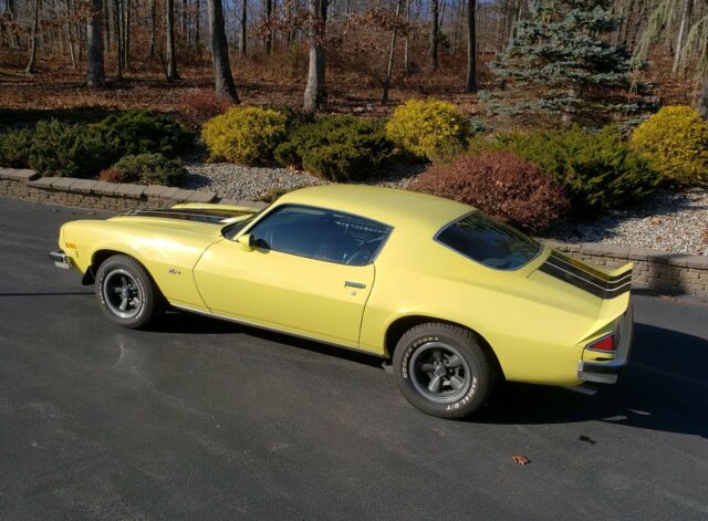 Chevrolet Camaro 1974 image number 27