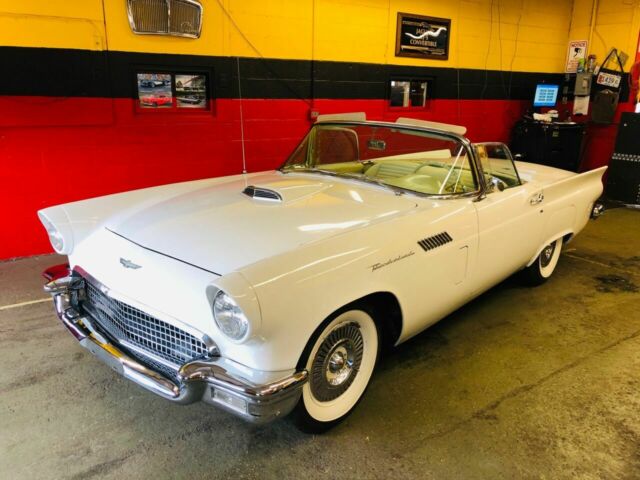 Ford Thunderbird 1957 image number 27