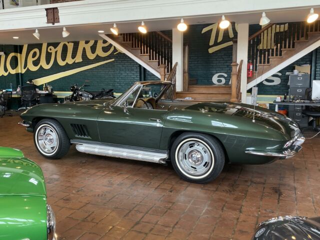 Chevrolet Corvette 1967 image number 2