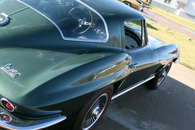 Chevrolet Corvette 1967 image number 30