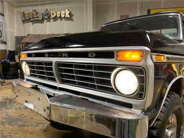 Ford F-250 1975 image number 23