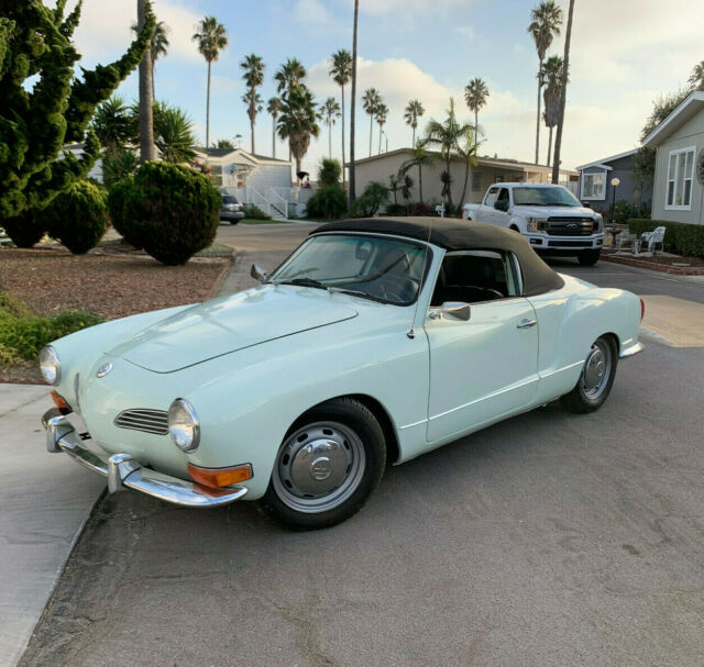 Volkswagen Karmann Ghia 1970 image number 22