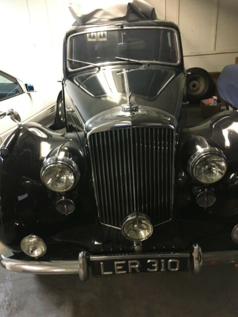 Bentley R Type 1953 image number 0