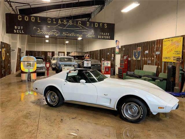 Chevrolet Corvette 1977 image number 32