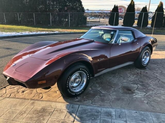 Chevrolet Corvette 1976 image number 10