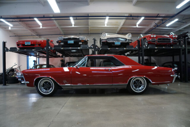 Buick Riviera Gran Sport 425/360HP Dual Quads V8 1965 image number 1