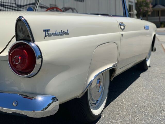 Ford Thunderbird 1955 image number 10