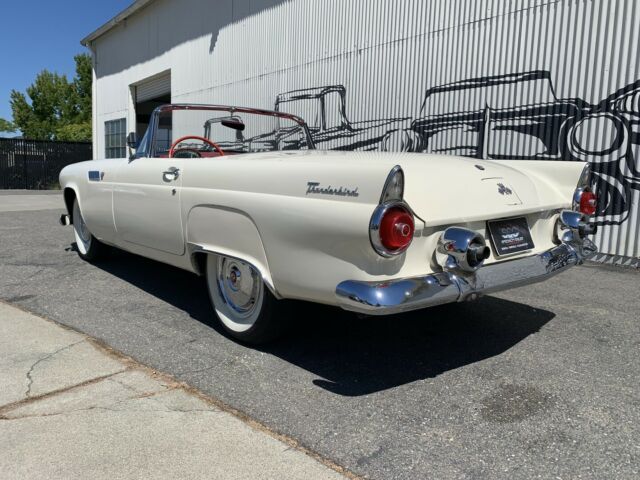 Ford Thunderbird 1955 image number 28