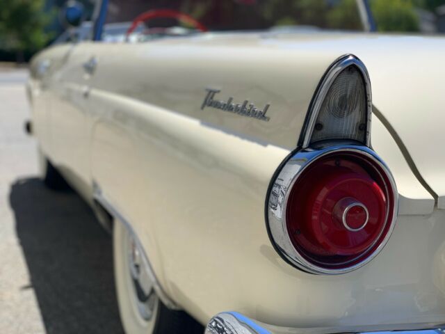 Ford Thunderbird 1955 image number 30