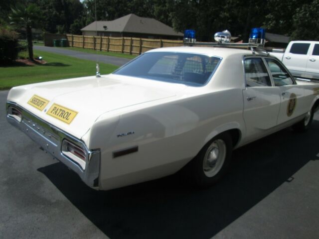 Dodge Polara 1972 image number 1