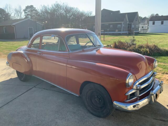 Chevrolet Styleline Deluxe 1949 image number 1