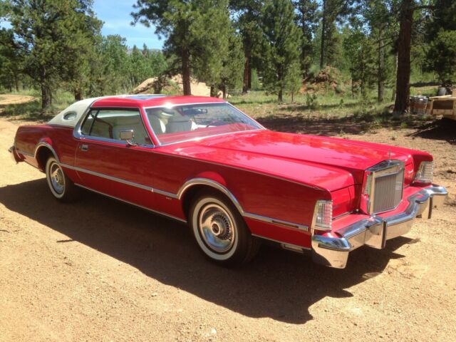 Lincoln Continental 1976 image number 1