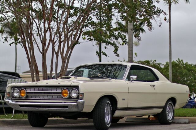 Ford Fairlane 1968 image number 4