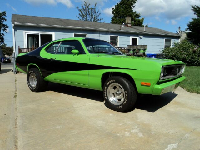 Plymouth Duster 1972 image number 0