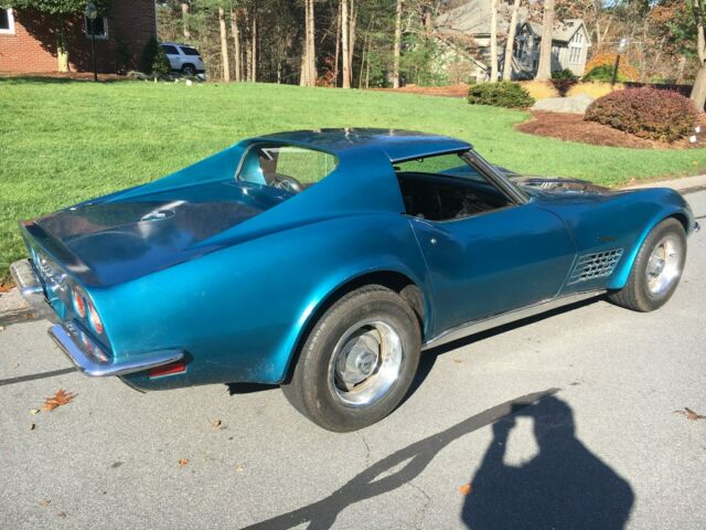 Chevrolet Corvette 1972 image number 30