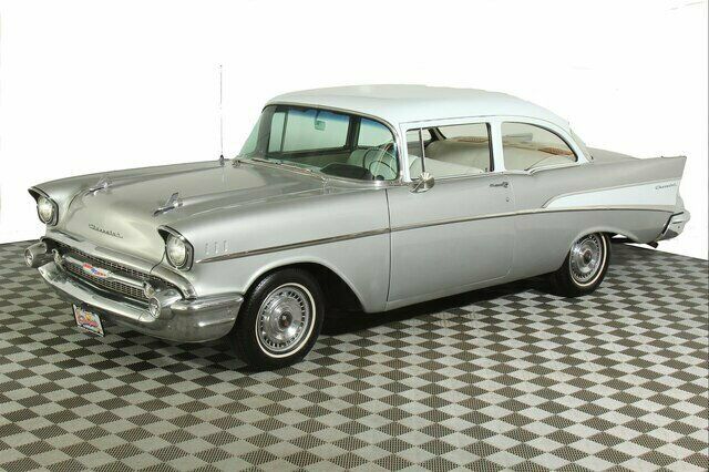 Chevrolet Bel Air/150/210 1957 image number 2