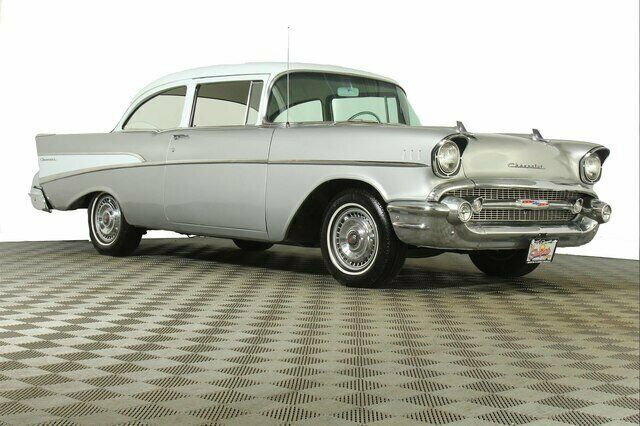 Chevrolet Bel Air/150/210 1957 image number 28