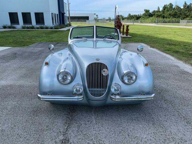 Jaguar XK 1951 image number 16