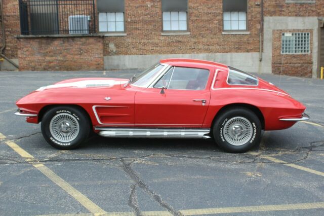 Chevrolet Corvette 1963 image number 26