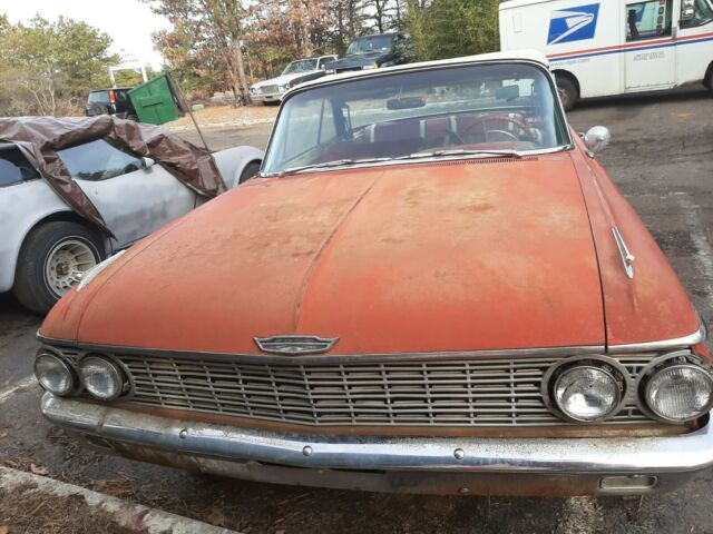 Ford Galaxie 1962 image number 25