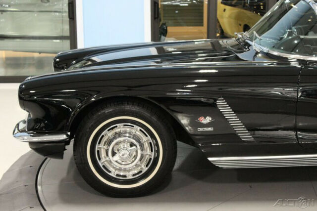 Chevrolet Corvette 1962 image number 15