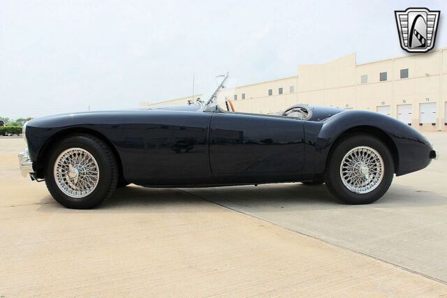 MG MGA 1962 image number 15