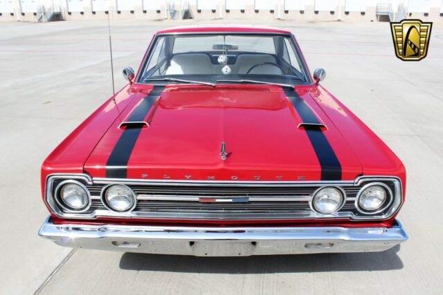 Plymouth GTX 1967 image number 22