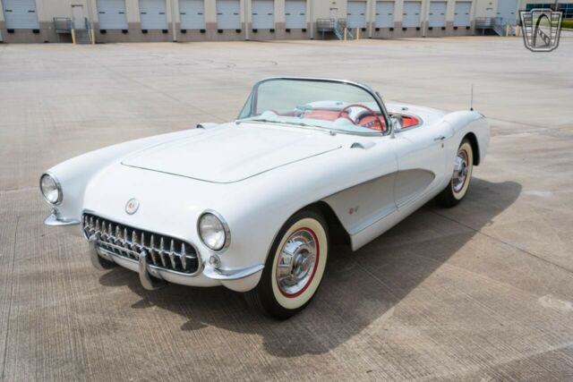 Chevrolet Corvette 1957 image number 2