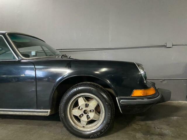 Porsche 911 1973 image number 32