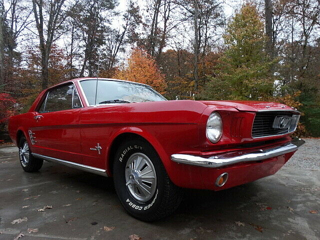 Ford Mustang 1966 image number 13