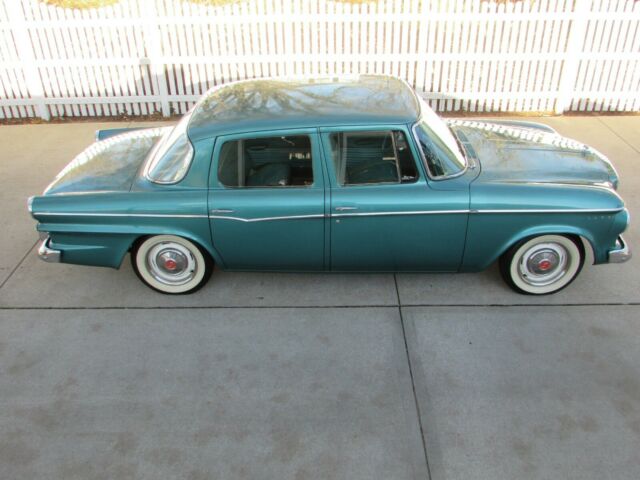 Studebaker Lark 1962 image number 33