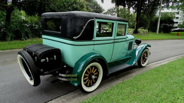 Pontiac SPORT LANDAU 1928 image number 28