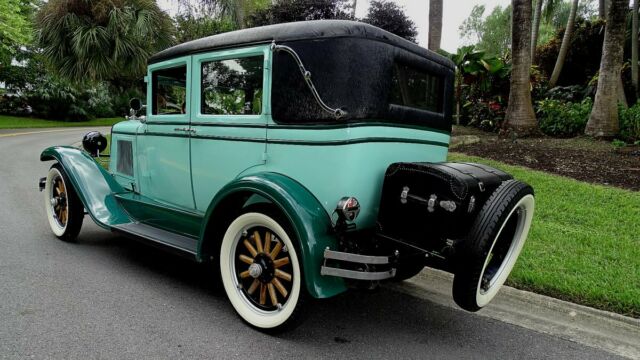 Pontiac SPORT LANDAU 1928 image number 29