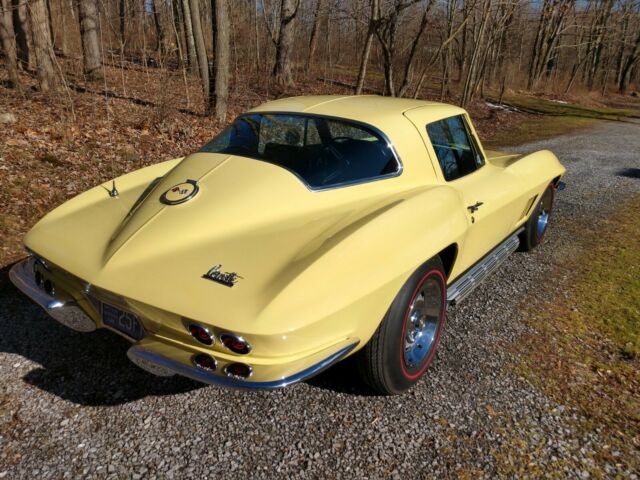 Chevrolet Corvette 1967 image number 24