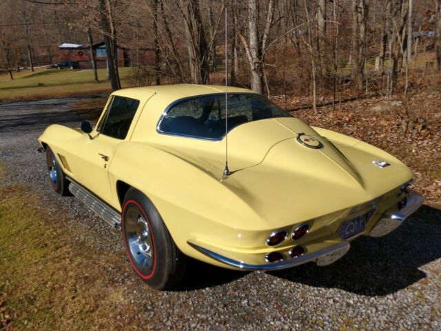 Chevrolet Corvette 1967 image number 28