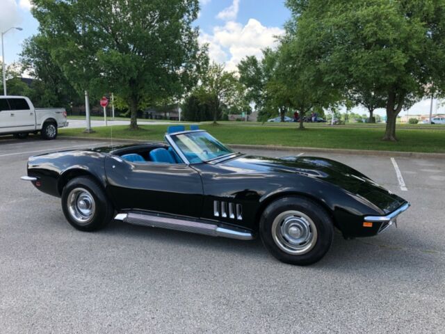 Chevrolet Corvette 1969 image number 21